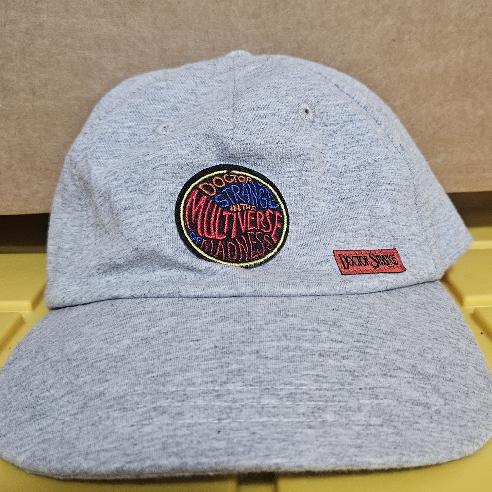 MARVEL DR STRANGE HAT: GRAY/BLACK: NEW WITH TAGS: ADULT OS